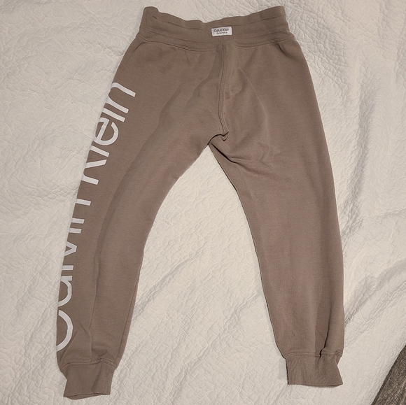 Calvin Klein Tan Sweatpants size small - Picture 2 of 7